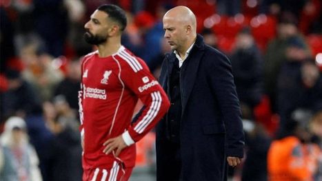 تقارير تكشف عن قرار صادم لإدارة ليفربول بشأن المدرب سلوت