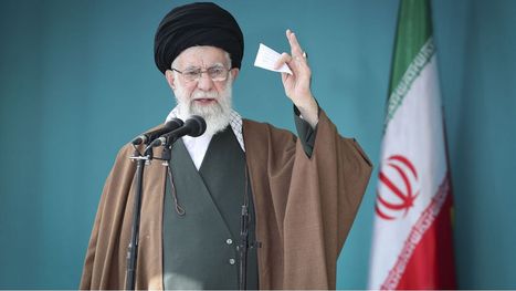 خامنئي يشيد بالهجوم الإيراني على دولة الاحتلال.. "أظهر قوة إيران"