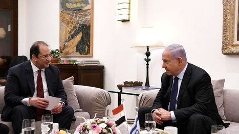 صحيفة عبرية: إسرائيل تؤيد إعطاء دور أكبر للوسيط المصري عن القطري