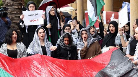 طلبة لبنان ينتفضون تضامنا مع غزة في جامعات أبرزها "الأمريكية"(شاهد) 