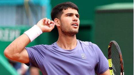 ألكاراز يبلغ دور نصف نهائي بطولة مونتي كارلو لكرة المضرب