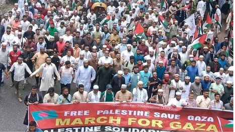 غضب في بنغلاديش.. الآلاف يحتجون على مجازر غزة ويفضحون ... 1 غضب في بنغلاديش.. الآلاف يحتجون على مجازر غزة ويفضحون ...