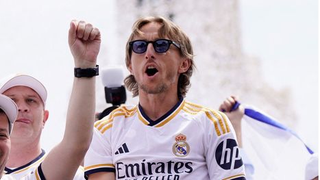 مودريتش يقتحم عالم الاستثمار الرياضي ويقترب من امتلاك ...