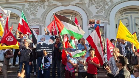 وقفة تونسية تضامنية مع لبنان تنديدا بهجمات الاحتلال.. 