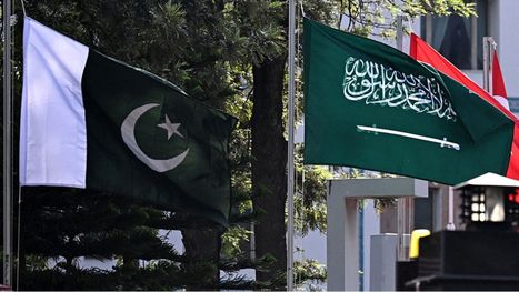 باكستان تعلن تلقي مليار دولار من السعودية