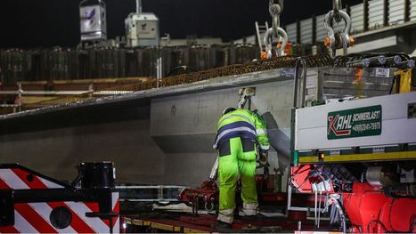 بعد 35 عاما على الوحدة.. أجور العاملين في ألمانيا الغربية أعلى من ألمانيا الشرقية