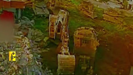 شاهد لحظة استهداف حزب الله حفارا عسكريا للاحتلال في بنت جبيل (فيديو)