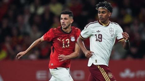 الشرطة الكاتالونية تحقق في هتافات 