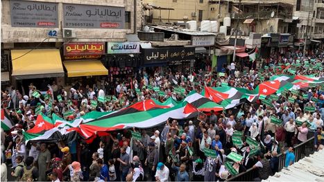 مئات الأردنيين يندّدون بهجوم الاحتلال الإسرائيلي على رفح (شاهد) 