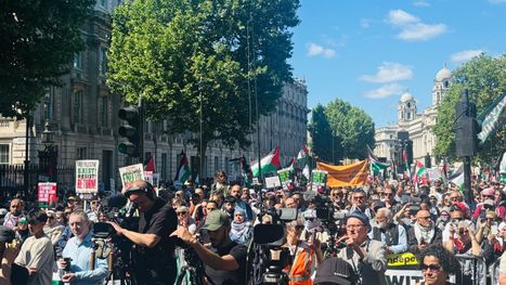 مواجهة بين النواب وشرطة لندن حول مسيرات فلسطين تتصاعد إلى أزمة علنية