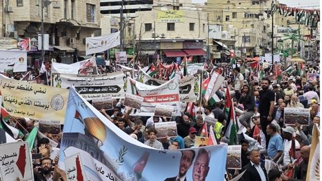 مسيرة حاشدة في الأردن لإحياء ذكرى النكبة الـ78 ودعما للفلسطينيين
