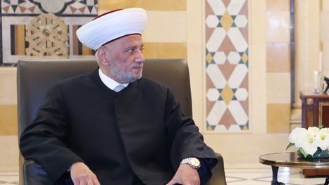 مفتي لبنان يرحب بمفاوضات الدولة مع الاحتلال ويحذر من السلاح خارج إطار الدولة