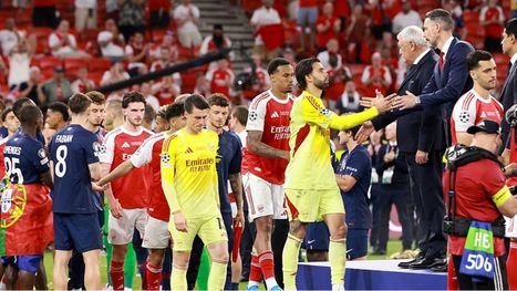 نجوم وأندية يسخرون من أرسنال بعد ضياع الحلم الأوروبي