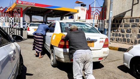 الحكومة اليمنية تفاجئ مواطنيها بتسعيرة جديدة للوقود في ظل أوضاع صعبة