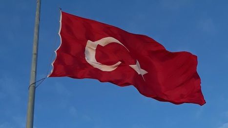 تركيا تهاجم اتفاقاً عسكرياً بين فرنسا وقبرص وتصفه بـ"المخالف