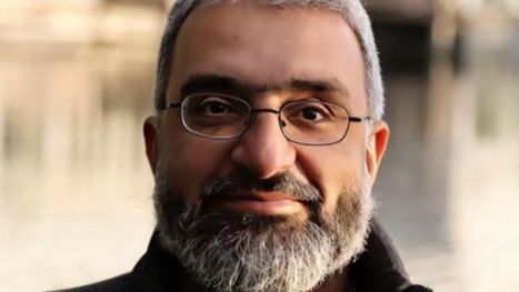 ناشط فلسطيني بين الاعتقال والقضاء.. كيف انهارت وثا