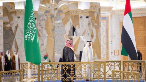 السعودية تعلن استدعاء مغرد شهير بسبب إساءته إلى ال