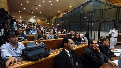 محكمة تحيل 5 متهمين بقضية "خلية مصر الجديدة" للمفتي