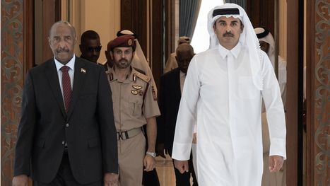 أمير قطر يهاتف البرهان.. بحثا سبل حل الأزمة السودانية