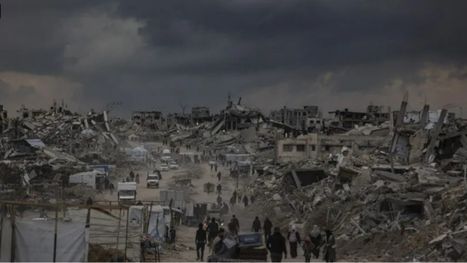 "الغارديان": أحد مخرجي فيلم عن غزة يطالب "بي بي سي" بإعادة توفيره