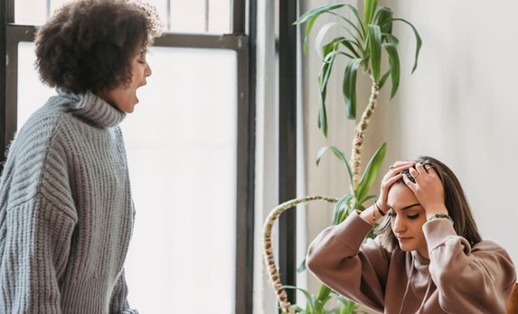 pexels-liza-summer-6382699