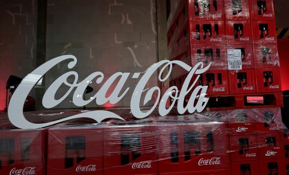 Des bouteilles de Coca-Cola, en région parisienne, le 31 mars 2025