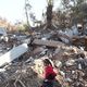 آثار الدمار لا تزال تتصدر المشهد الغزي في ظل منع إدخال المساعدات - عربي21