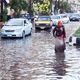 غرق مدينة الأسكندرية مياه الأمطار في مصر 26/10/2015 - أ ف ب