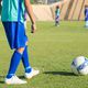 أطفال في ملعب لكرة القدم CC0