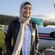 أول سورية تقود طائرة في بريطانيا مايا غزال - تويتر