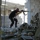 الغوطة الشرقية مقاتل من المعارضة السورية - أرشيفية