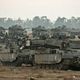 دبابات إسرائيلية على تخوم غزة (أرشيفية) - ا ف ب