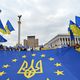أوكرانيا - مؤيدون للانضمام إلى الاتحاد الأوروبي (أ ف ب)