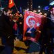 هولندا: أتراك يحتجون أمام قنصلية بلادهم في روتردام  11/3/2017  جيتي