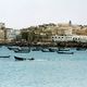 يستخدم مهربون ميناء المكلا اليمني لتوصيل الأسلحة للحوثين عبر قوارب صغيرة- جيتي