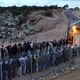 عمال فلسطينيون يغادرون الى الضفة بعد يوم عمل في اسرائيل جيتي