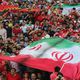 مشجعون إيرانيون خلال مباراة الهلال السعودي مع بيروزي الإيراني يرفعون شعارات طائفية ـ أ ف ب