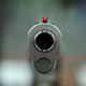 قتل طفل اميركي في الثانية من عمره نفسه فيما كان يلعب بسلاح ناري في منزل اقارب عائلته في فيرجينيا شرق