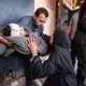 أم تودع طفلها الشهيد في غزة- الأناضول