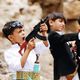 أطفال يمنيون باحتفالات عيد الفطر- رويترز