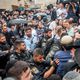 متطرفون يهود يشتبكون مع الشرطة خلال احتجاج على مؤتمر للمسيحيين خارج مركز ديفيدسون في البلدة القديمة بالقدس، 28 مايو 2023- تايمز اوف اسرائيل
