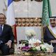 الملك سلمان بن عبد العزيز والرئيس الفرنسي فرنسوا أولاند ـ أ ف ب