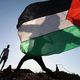 علم فلسطين مع المقاومة (الأناضول)
