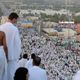 الحجاج يقفون بصعيد عرفات في يوم التروية ـ وكالة الأنباء السعودية واس