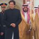 رئيس الوزراء الباكستاني عمران خان مع العاهل السعودي سلمان- تويتر