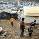 لاجئون فلسطينيون في درعا (الأناضول)