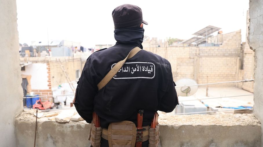 كشف تفاصيل جريمة بشعة في حماة أودت بحياة طبيبة سورية وأطفالها